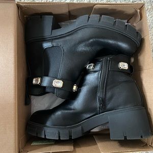 STEVE MADDEN JEWELED BLACK LUG BOOTIE MADDEN NYC 9 women vegan leather